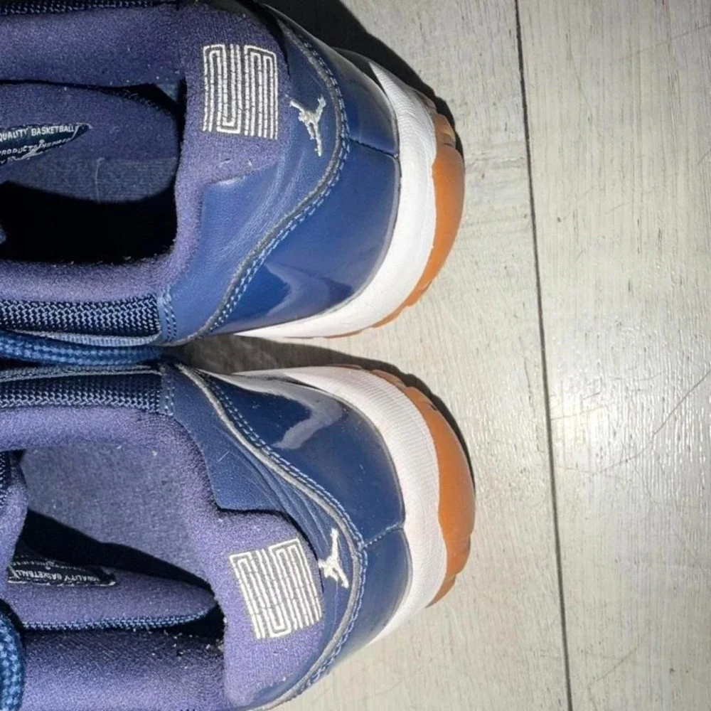Jordan‎ 11 Retro Low navy trainers. Men Size US 11.5